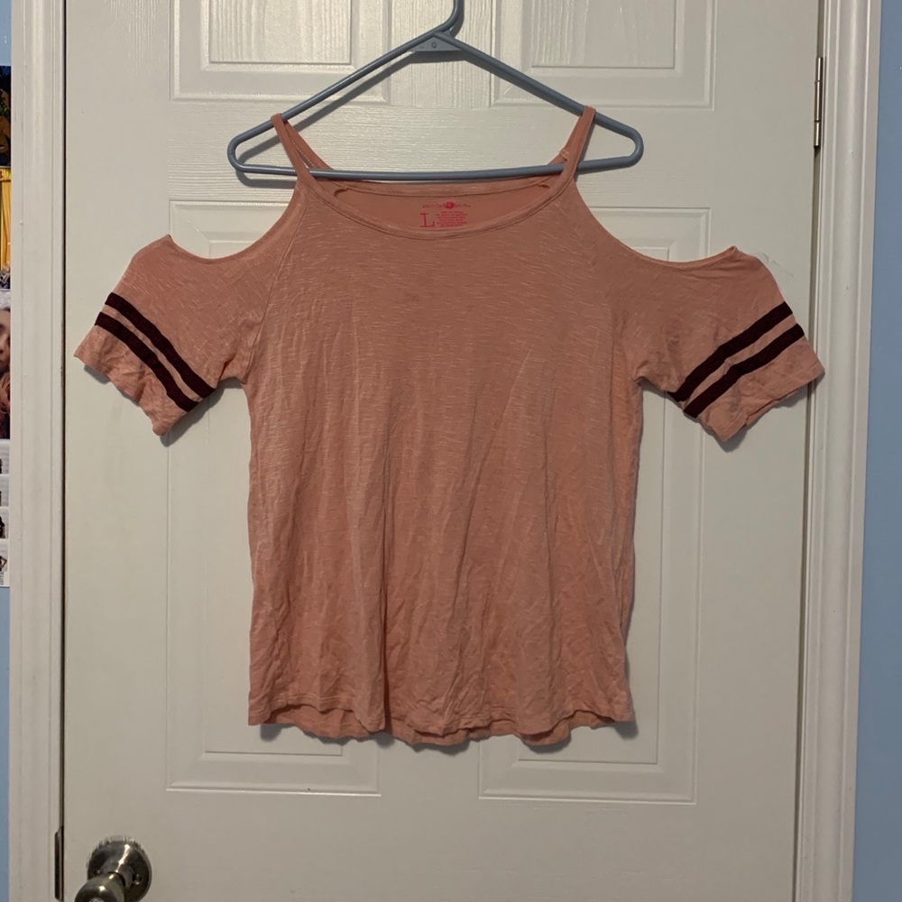 Pink open shoulder shirt